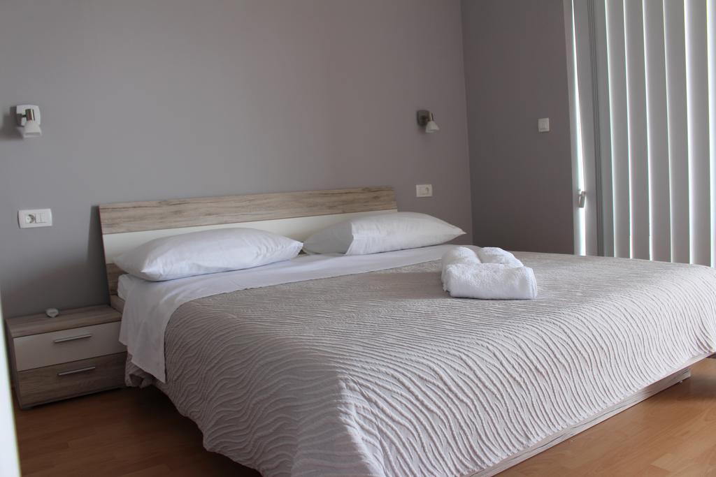 Beachside Apartments Znjan Split Szoba fotó